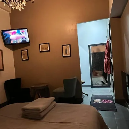 Diane Luxury 3 *