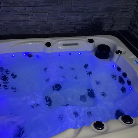 Diane Luxury 3 *